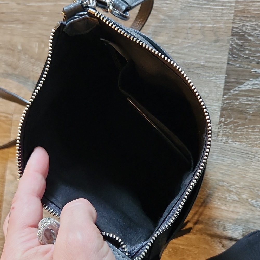 Marc Jacobs crossbody - Picture 7 of 11